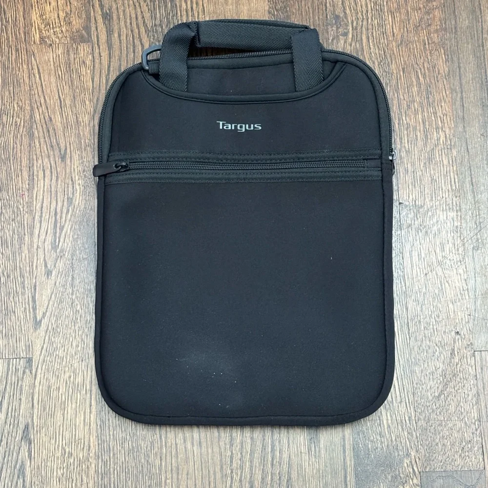 Targus vertical slipcase